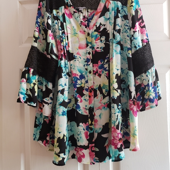 💥3 FOR $13!💥 NY Collection | 1X Ladies Blouse | Button-Down - Picture 4 of 9